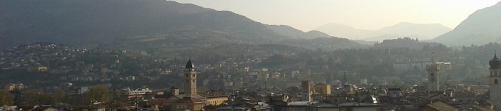 Panorama dal tetto della torre del Molino Vittoria - Trento